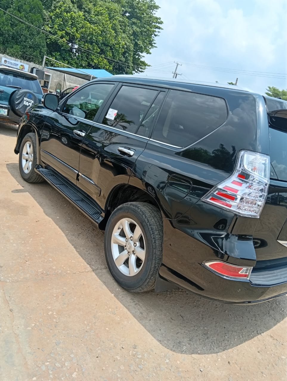 Black Lexus GX luxury SUV for hire in Nigeria